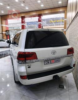 تويوتا لاندكروزر